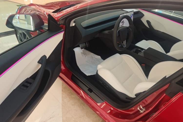Used Tesla Model 3 2024 High-Performance All-Wheel-Drive Version Driver Seat