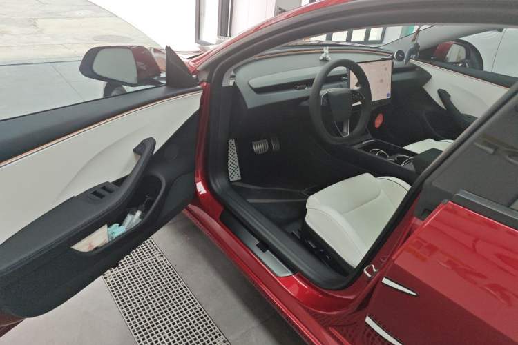 Used Tesla Model 3 2024 High-Performance All-Wheel-Drive Version Driver Seat