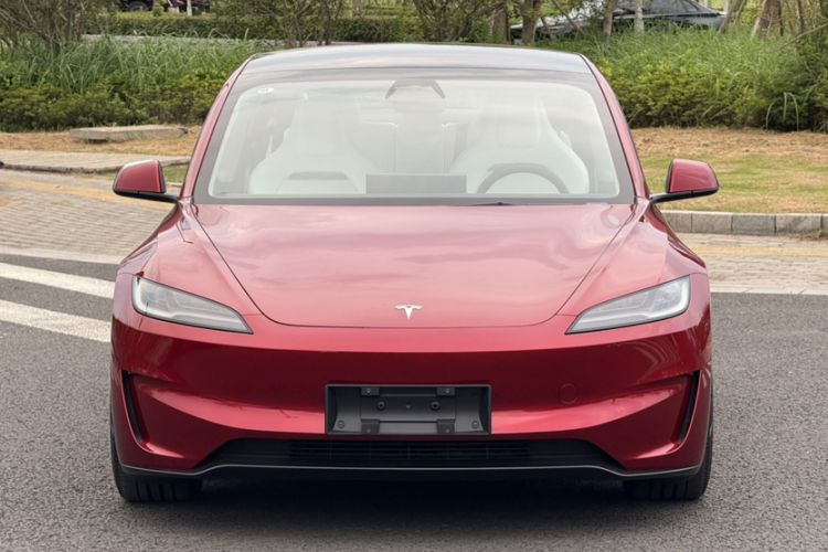 Used Tesla Model 3 2024 High-Performance All-Wheel-Drive Version Exterior 3