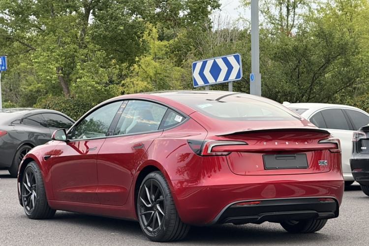 Used Tesla Model 3 2024 High-Performance All-Wheel-Drive Version Exterior 6