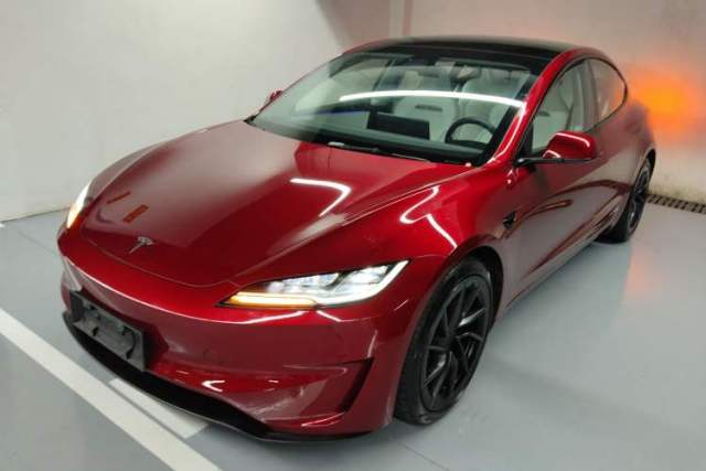 Used Tesla Model 3 2024 High-Performance All-Wheel-Drive Version