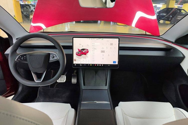 Used Tesla Model 3 2024 High-Performance All-Wheel-Drive Version Interior 2