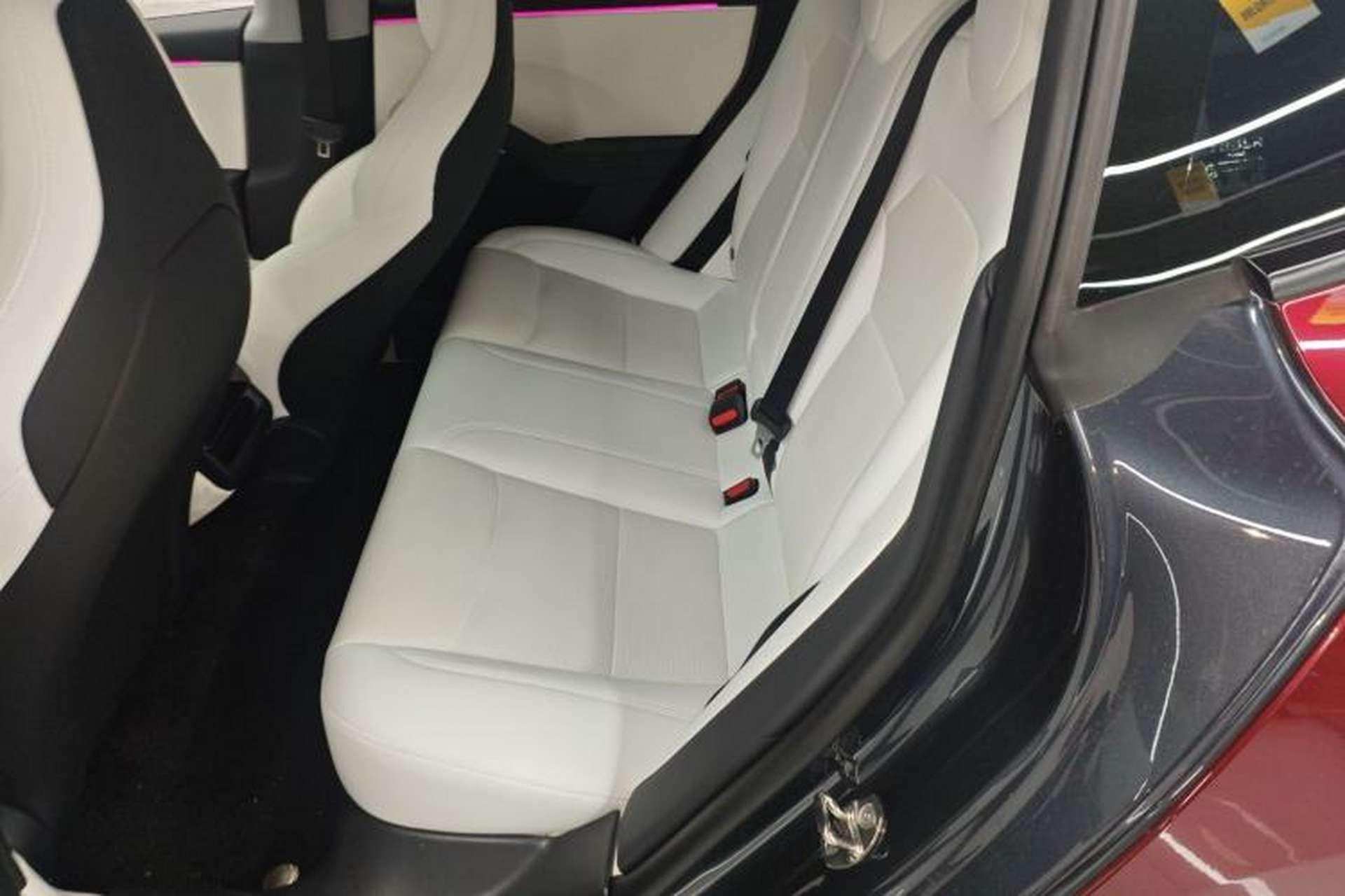 Used Tesla Model 3 2024 High-Performance All-Wheel-Drive Version Left Rear Seat