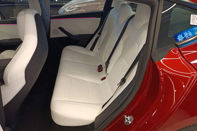Used Tesla Model 3 2024 High-Performance All-Wheel-Drive Version Left Rear Seat