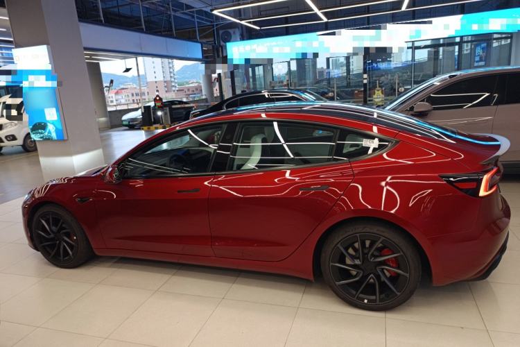 Used Tesla Model 3 2024 High-Performance All-Wheel-Drive Version Left Side