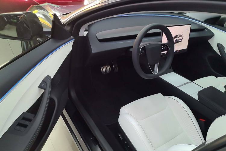 Used Tesla Model 3 2024 High-Performance All-Wheel-Drive Version Driver Seat