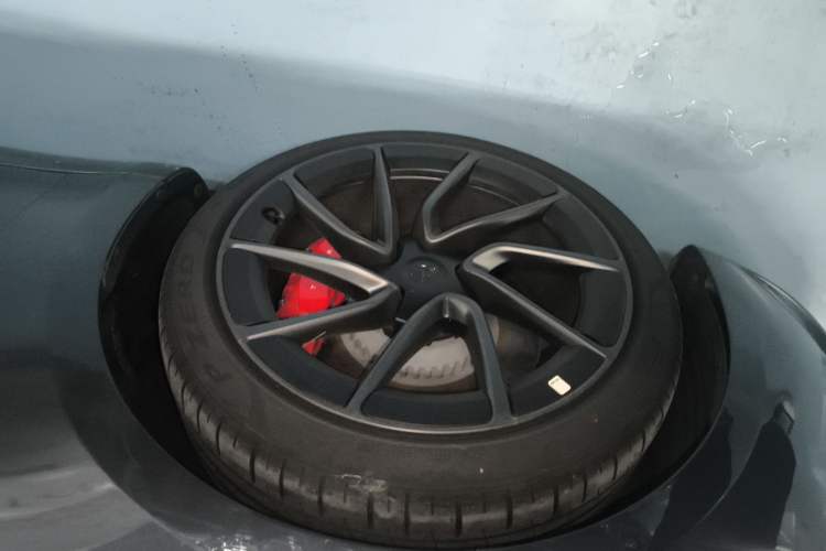 Used Tesla Model 3 2024 High-Performance All-Wheel-Drive Version Exterior 4