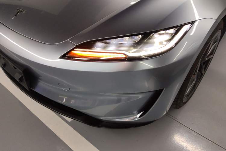 Used Tesla Model 3 2024 High-Performance All-Wheel-Drive Version Left Front Headlight