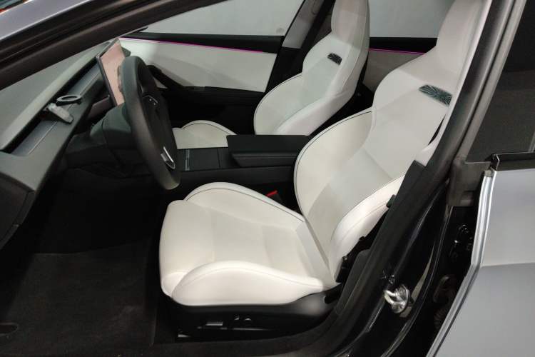 Used Tesla Model 3 2024 High-Performance All-Wheel-Drive Version Left Front Seat