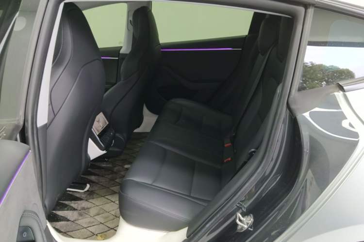 Used Tesla Model 3 2024 High-Performance All-Wheel-Drive Version Left Rear Seat