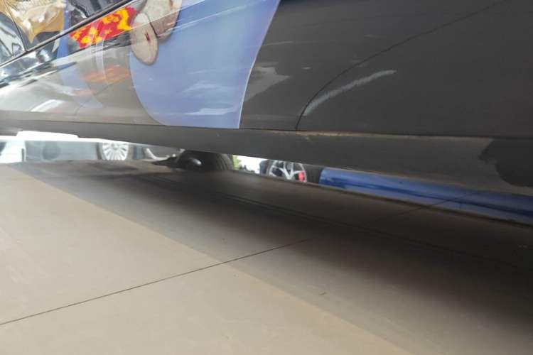 Used Tesla Model 3 2024 High-Performance All-Wheel-Drive Version Left Side Sill