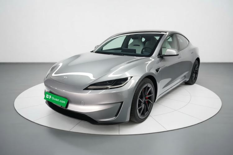 Tesla Model 3 2024 High-Performance All-Wheel-Drive Version