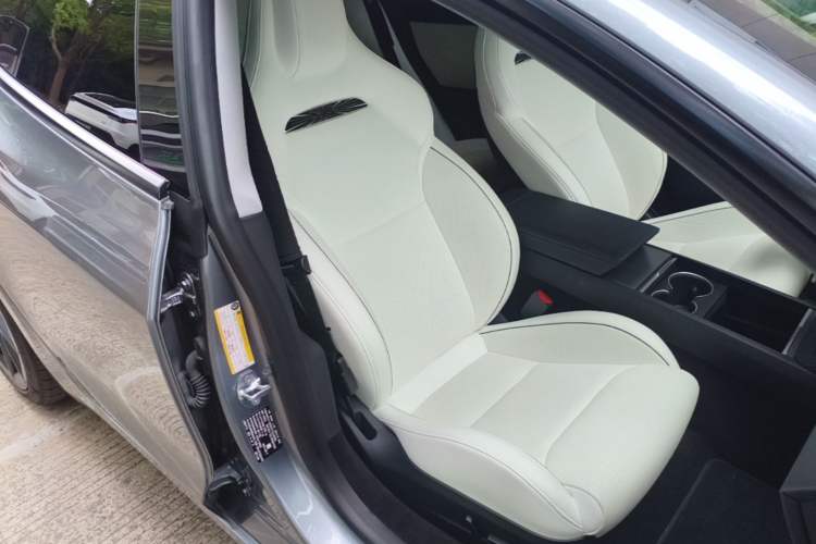 Used Tesla Model 3 2024 High-Performance All-Wheel-Drive Version Right Front Seat