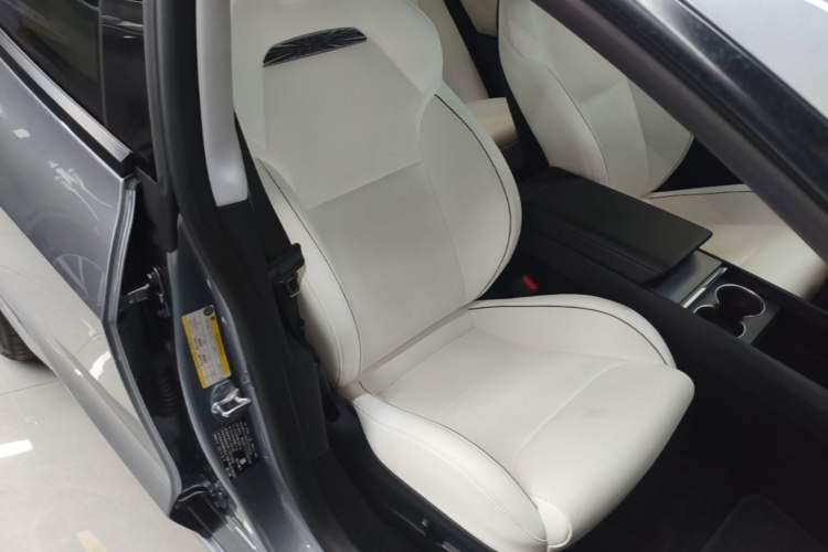 Used Tesla Model 3 2024 High-Performance All-Wheel-Drive Version Right Front Seat