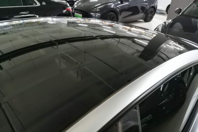 Used Tesla Model 3 2024 High-Performance All-Wheel-Drive Version Roof