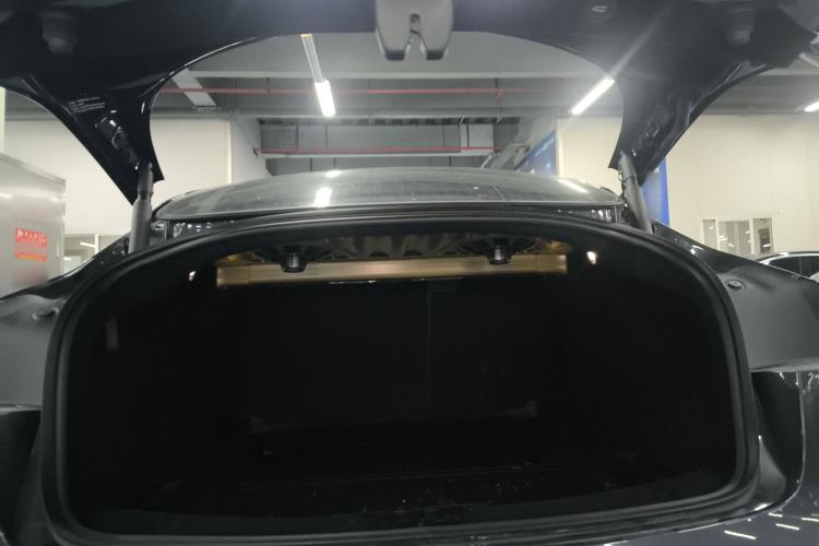 Used Tesla Model 3 2024 High-Performance All-Wheel-Drive Version Trunk