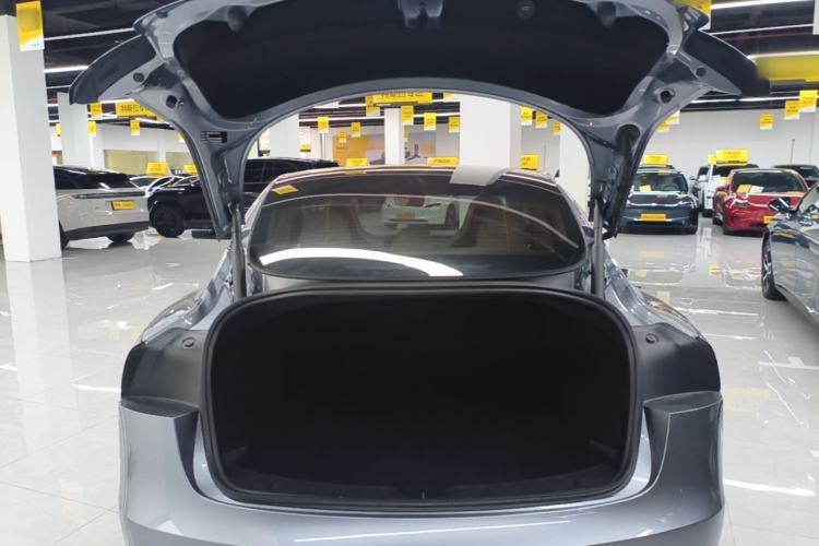 Used Tesla Model 3 2024 High-Performance All-Wheel-Drive Version Trunk