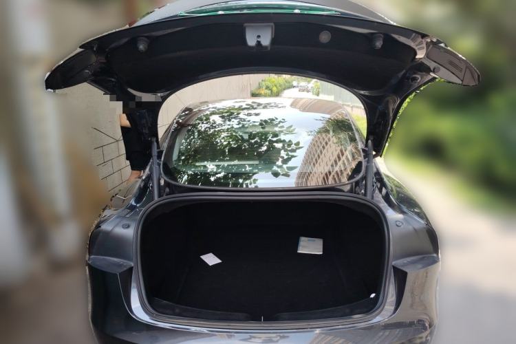 Used Tesla Model 3 2024 High-Performance All-Wheel-Drive Version Trunk