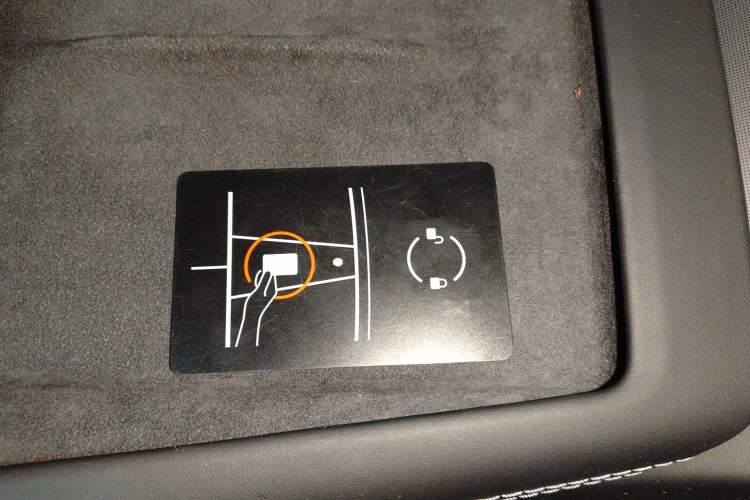 Used Tesla Model 3 2024 High-Performance All-Wheel-Drive Version Vehicle Key