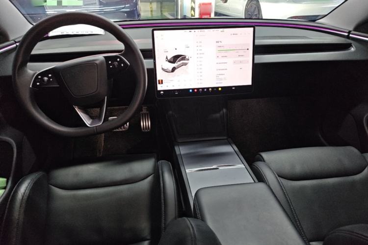 Used Tesla Model 3 2024 High-Performance All-Wheel-Drive Version Center Console