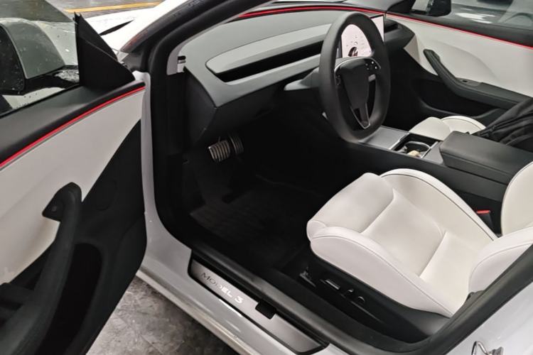 Used Tesla Model 3 2024 High-Performance All-Wheel-Drive Version Driver Seat