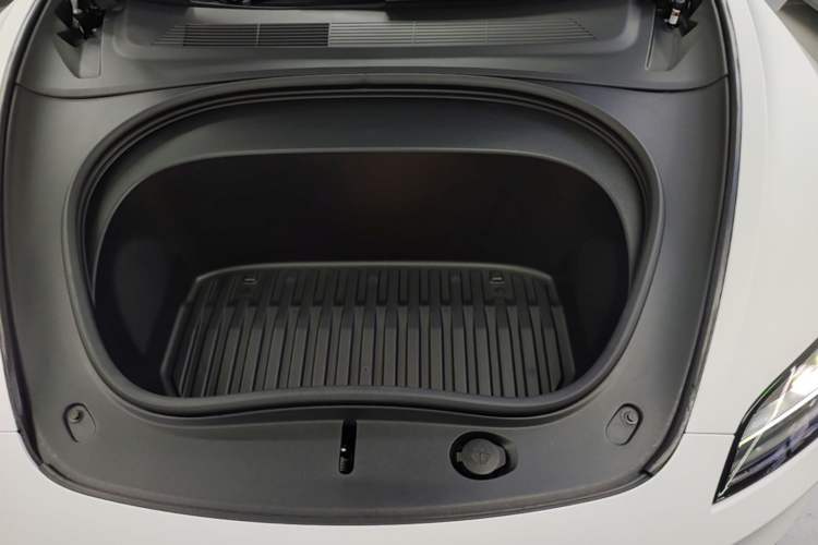 Used Tesla Model 3 2024 High-Performance All-Wheel-Drive Version Engine Bay