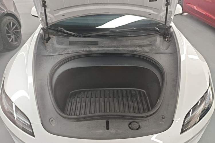 Used Tesla Model 3 2024 High-Performance All-Wheel-Drive Version Engine Bay