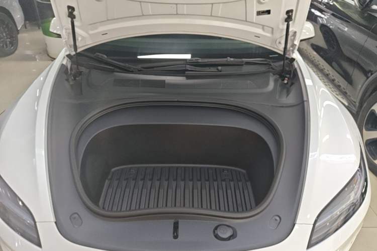 Used Tesla Model 3 2024 High-Performance All-Wheel-Drive Version Engine Bay