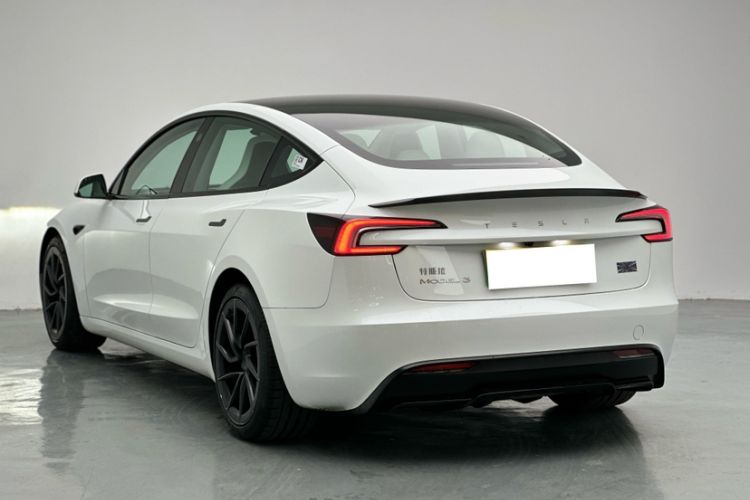 Used Tesla Model 3 2024 High-Performance All-Wheel-Drive Version Exterior 2