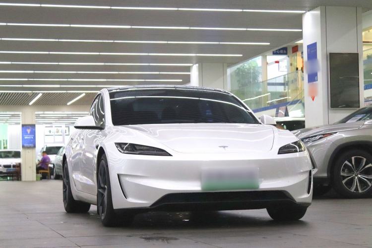 Used Tesla Model 3 2024 High-Performance All-Wheel-Drive Version Exterior 3