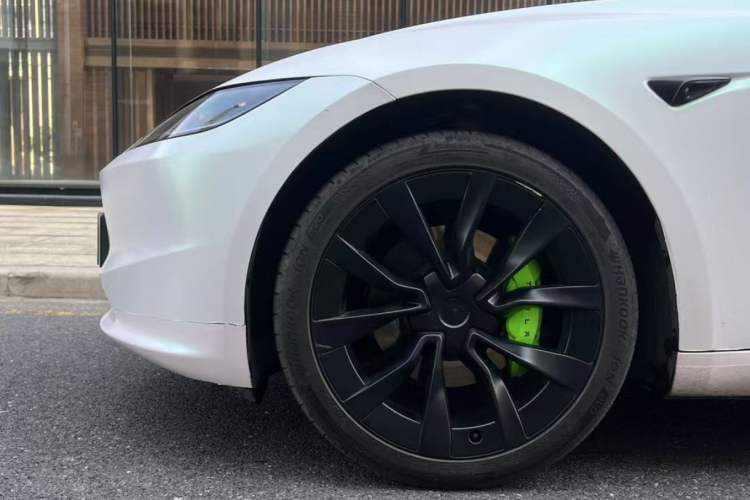 Used Tesla Model 3 2024 High-Performance All-Wheel-Drive Version Exterior 4