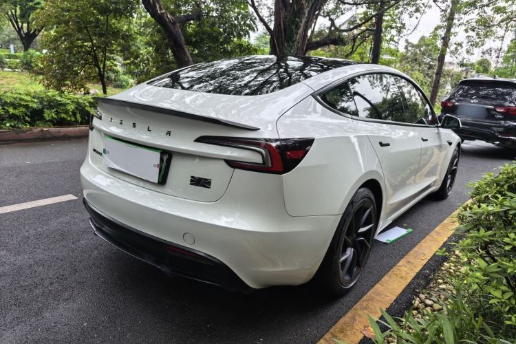 Used Tesla Model 3 2024 High-Performance All-Wheel-Drive Version Exterior 5
