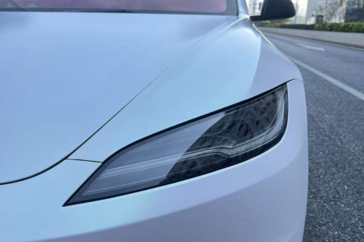Used Tesla Model 3 2024 High-Performance All-Wheel-Drive Version Exterior 5