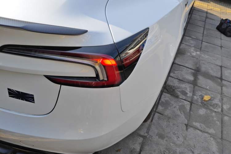 Used Tesla Model 3 2024 High-Performance All-Wheel-Drive Version Exterior 6