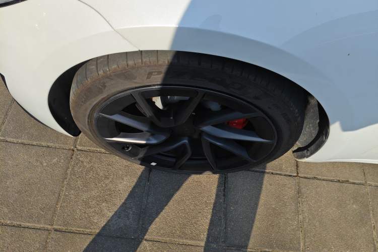 Used Tesla Model 3 2024 High-Performance All-Wheel-Drive Version Exterior 7