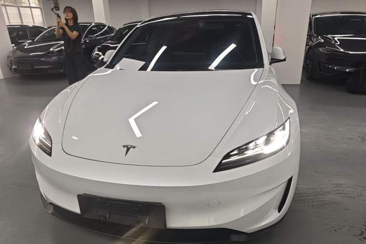 Used Tesla Model 3 2024 High-Performance All-Wheel-Drive Version Front