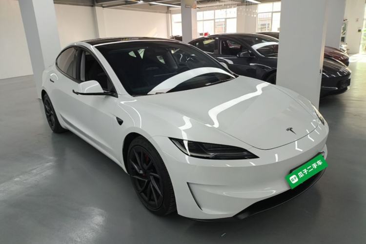 Used Tesla Model 3 2024 High-Performance All-Wheel-Drive Version Front Right 45 Deg