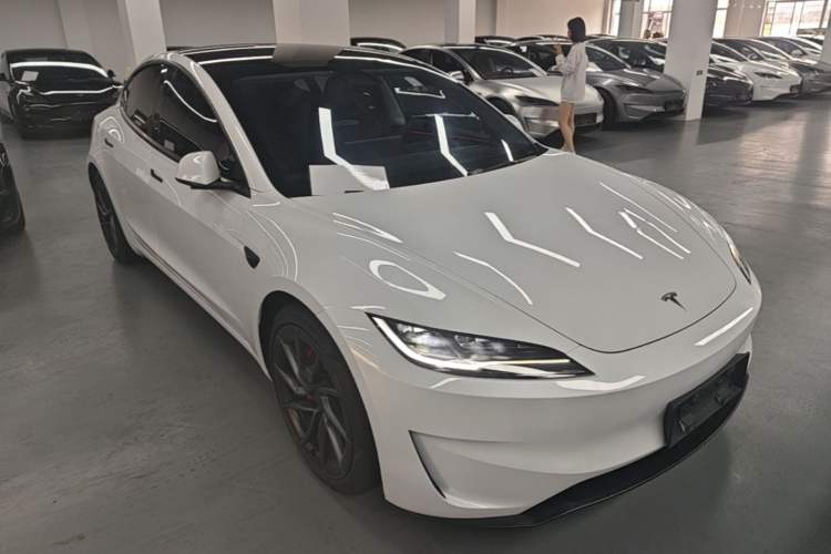 Used Tesla Model 3 2024 High-Performance All-Wheel-Drive Version Front Right 45 Deg