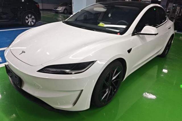 Tesla Model 3 2024 High-Performance All-Wheel-Drive Version usado