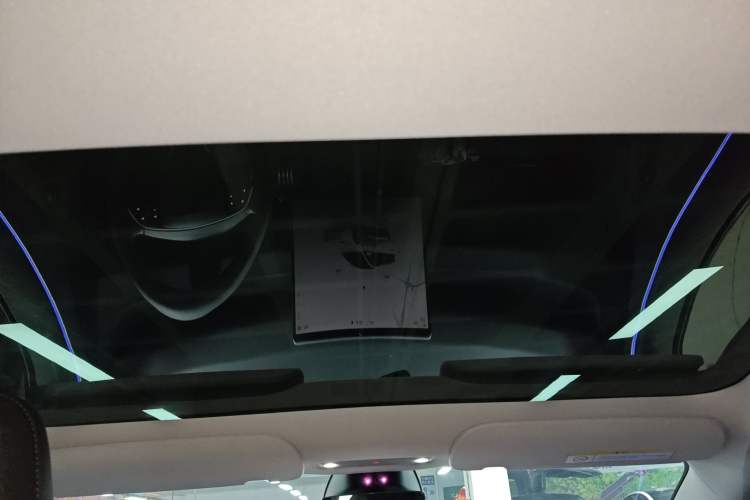 Used Tesla Model 3 2024 High-Performance All-Wheel-Drive Version Headliner