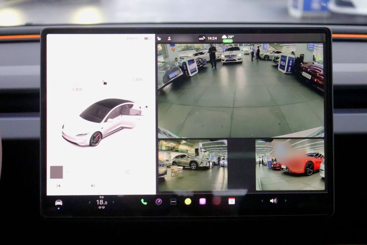 Used Tesla Model 3 2024 High-Performance All-Wheel-Drive Version Interior 12