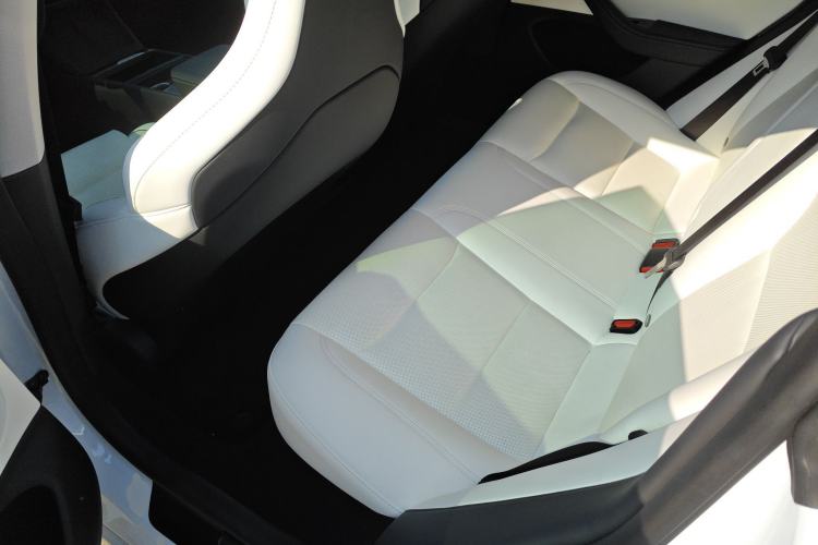 Used Tesla Model 3 2024 High-Performance All-Wheel-Drive Version Interior 4