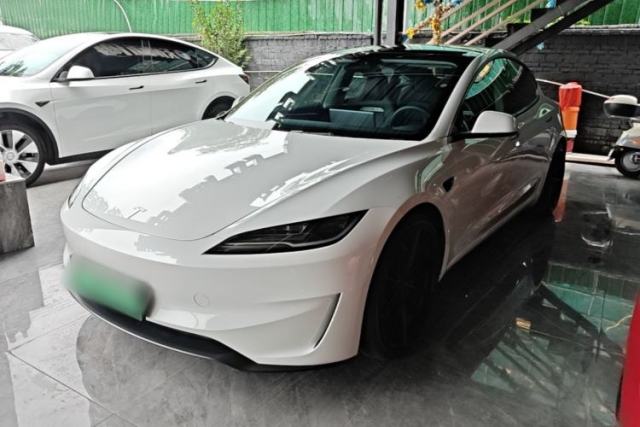 Used Tesla Model 3 2024 High-Performance All-Wheel-Drive Version