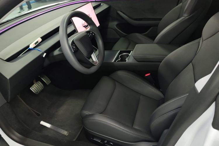 Used Tesla Model 3 2024 High-Performance All-Wheel-Drive Version Left Front Seat