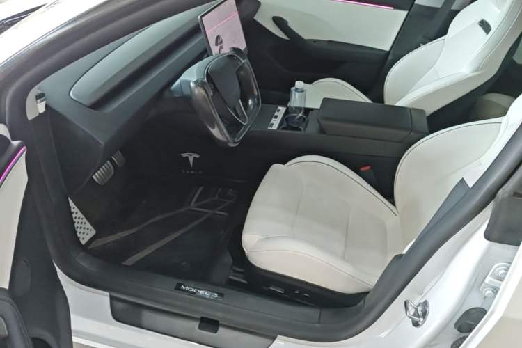 Used Tesla Model 3 2024 High-Performance All-Wheel-Drive Version Left Front Seat