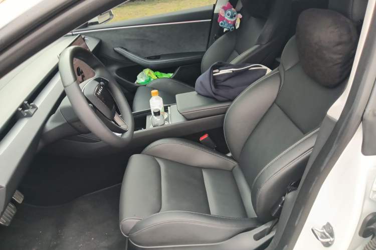 Used Tesla Model 3 2024 High-Performance All-Wheel-Drive Version Left Front Seat