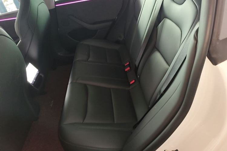 Used Tesla Model 3 2024 High-Performance All-Wheel-Drive Version Left Rear Seat