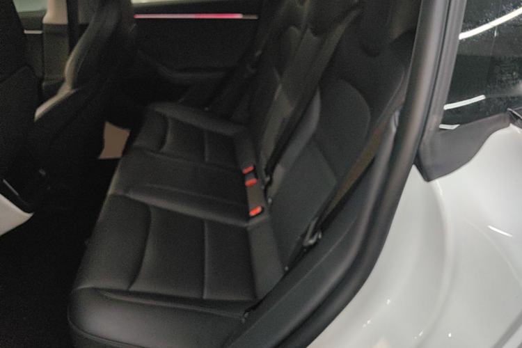 Used Tesla Model 3 2024 High-Performance All-Wheel-Drive Version Left Rear Seat