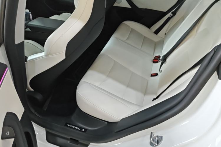 Used Tesla Model 3 2024 High-Performance All-Wheel-Drive Version Left Rear Seat