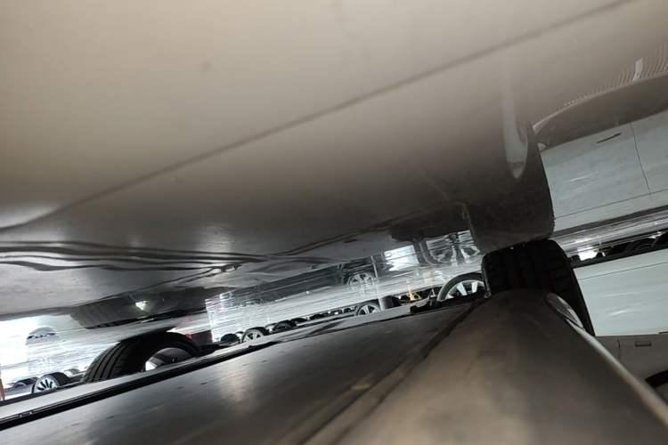 Used Tesla Model 3 2024 High-Performance All-Wheel-Drive Version Left Side Sill